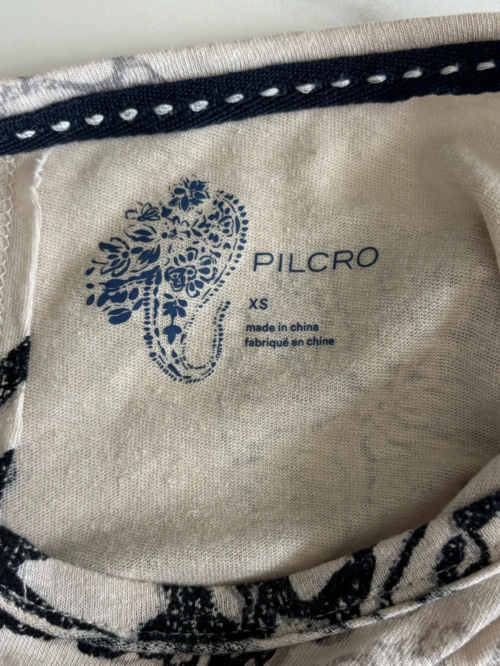 Pilcro Cream Short Sleeve Tee with Black Floral Print linen blend XS - Picture 4 of 8